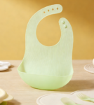 2-Pack  Christmas-themed baby silicone bibs, snowman & reindeer print, adjustable neck circumference, with food collection tray, washable.