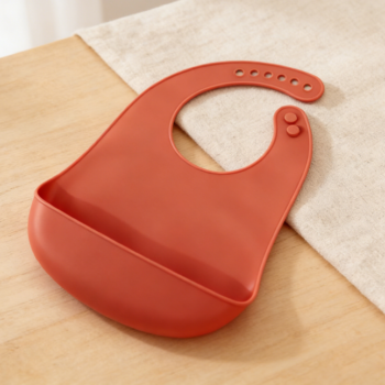 1-Pack Baby Silicone Folding Bibs, Coral, with Portable Storage Box, Soft, Lightweight, Waterproof Material, Suitable for Infants and Toddlers