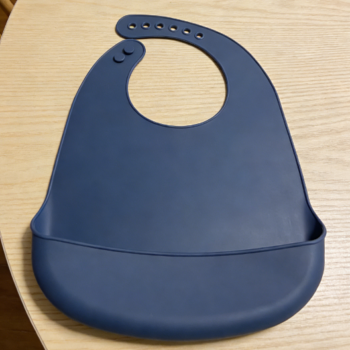 3-Pack  baby silicone bibs, with food collection bag, adjustable neck circumference, waterproof, easy to clean, for feeding.
